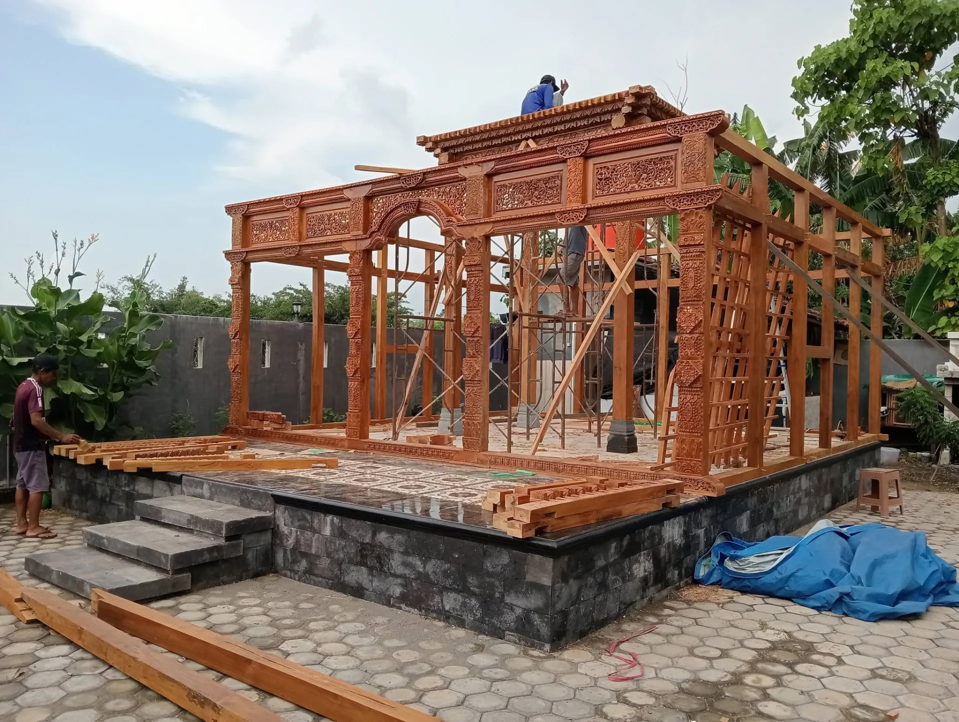 Build Photo